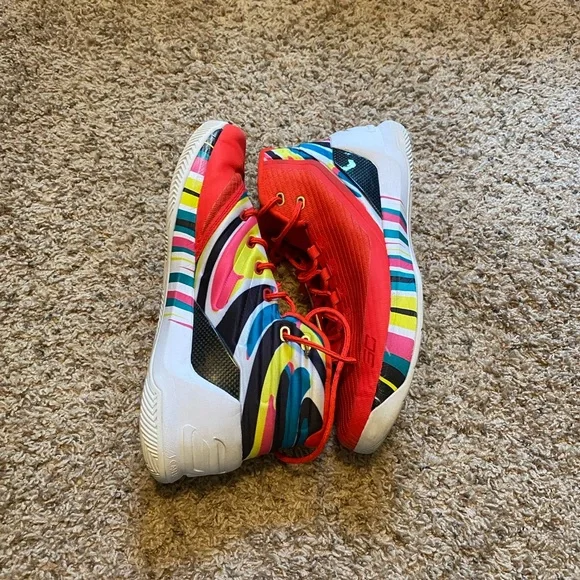 Curry 3 ‘CNY’ - Picture 3 of 6